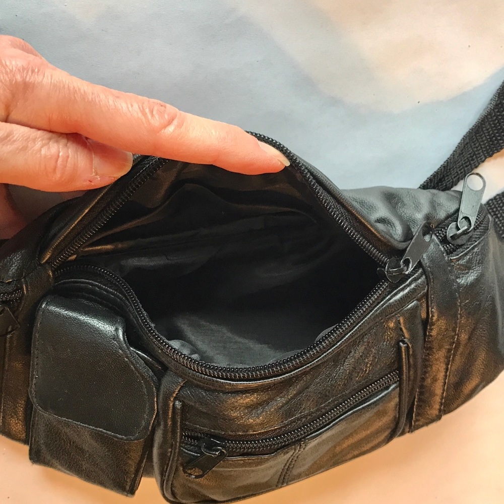 Black Fanny Pack - Picture 8 of 9